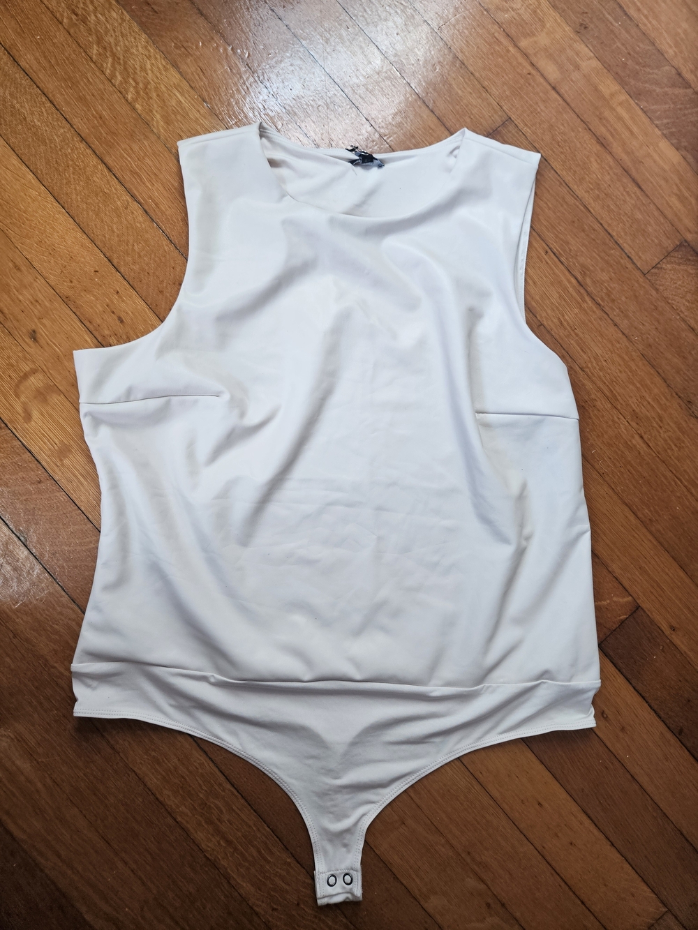 Express Faux Leather Cream Sleeveless Bodysuit sz XL